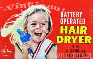 Batteriebetriebener HAARTROCKNER / HAIRDRYER für Kinder in OVP, Redbox Toys / Hongkong, ca.1975