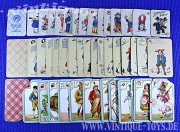 Konvolut mit zehn SCHWARZER PETER Kartenspielen, verschiedene Hersteller, 10er-50er Jahre