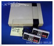 NINTENDO NES Spielkonsole mit 2 Controllern und Zubehör, Nintendo, ca.1990