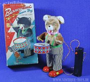 BARNEY BEAR THE DRUMMER BOY mit OVP, Alps Toys (Alpshoji Ltd., Alps Toy Midzuno Co., Tokio/Japan), ca.1962